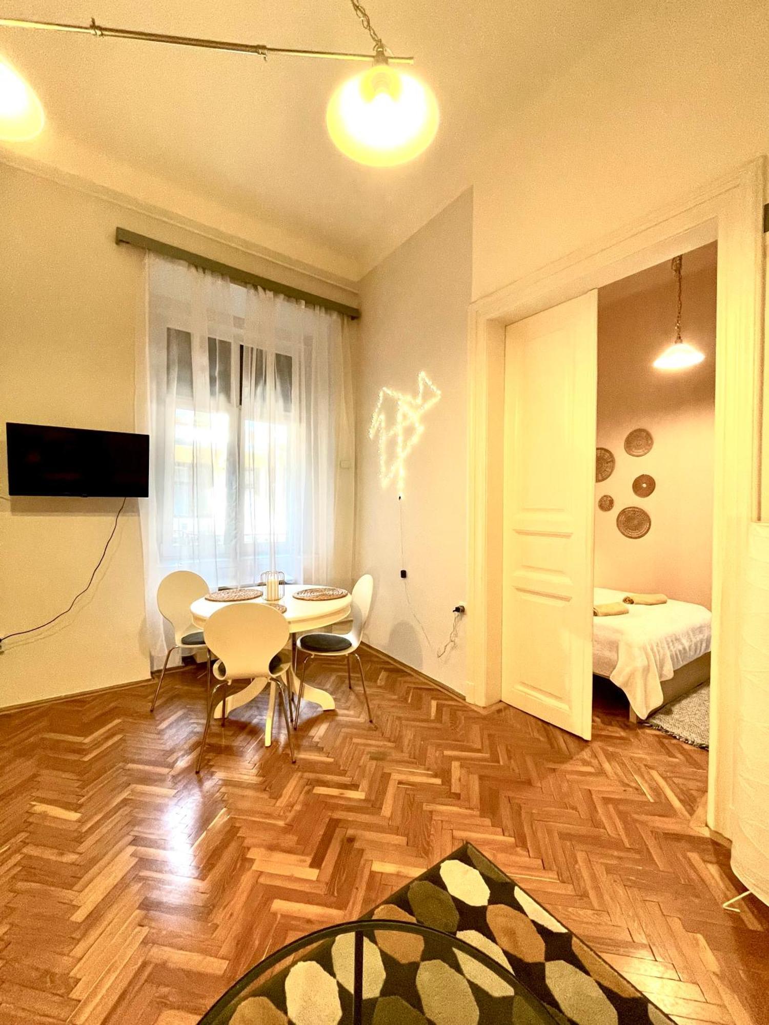 Fanni's Cosy Express In The Centre Apartamento Budapest